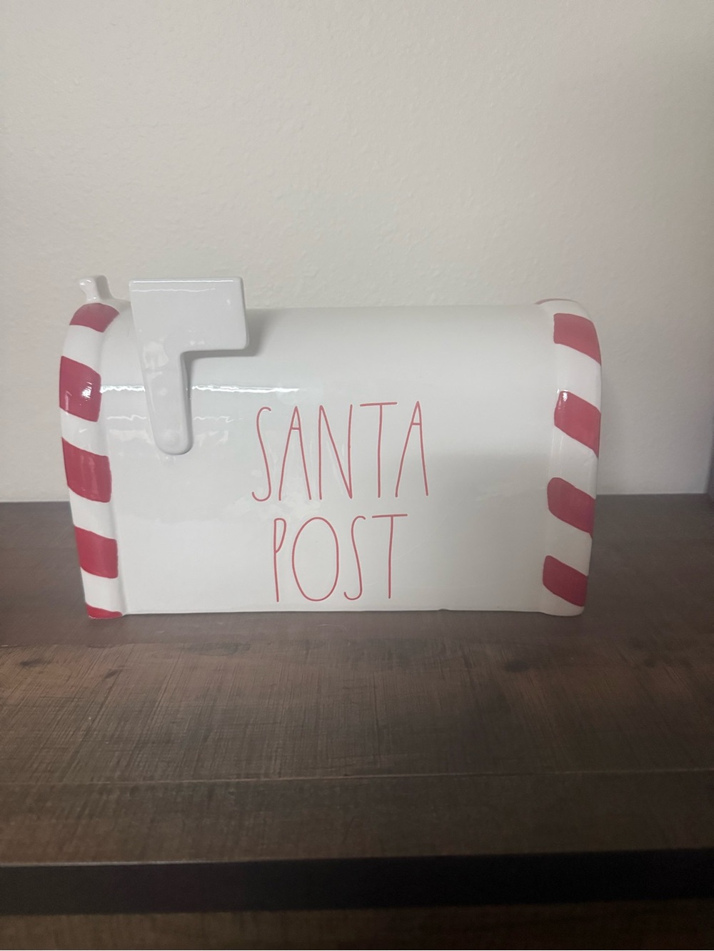 Rae Dunn ‘Santa Post’ Mailbox